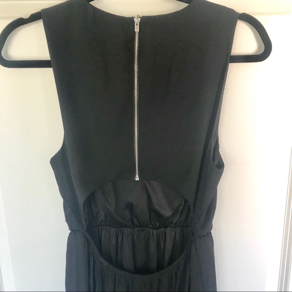 Express Dress - Picture 6 of 7